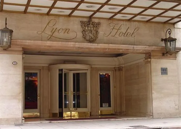 Lyon By MhHotel Rural